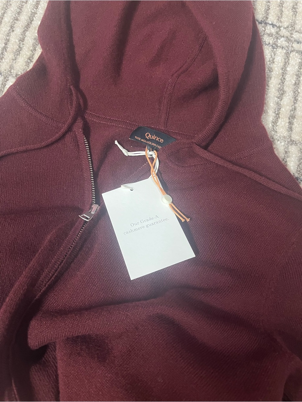NWOT Quince 100% Mongolian Cashmere Full Zip Sweater - Small - Burgundy - Picture 4 of 10